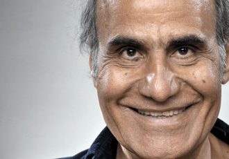 7 خرداد زادروز استاد امیر نادری نویسنده و کارگردان سینما ۷ خرداد زادروز استاد امیر نادری نویسنده و کارگردان سینما