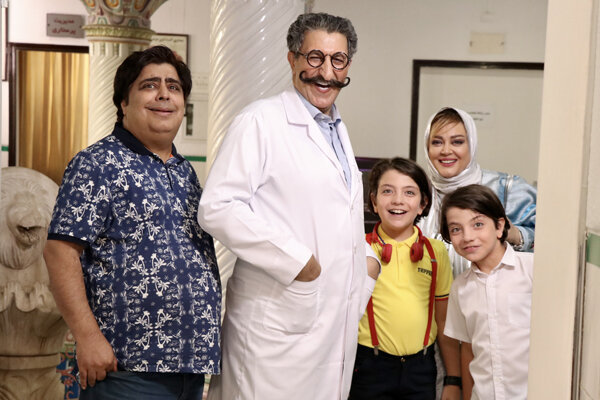 وعده اکران “یک فیلم کمدی خانوادگی” از ۹ مهر ماه